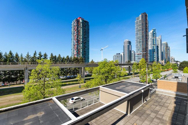 502 - 6595 Bonsor Avenue, Condo with 2 bedrooms, 2 bathrooms and 2 parking in Burnaby BC | Image 32