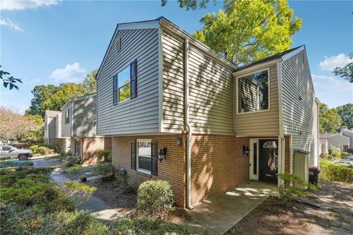30 Dunwoody Springs Dr, Sandy Springs, GA, 30328-4581 | Card Image