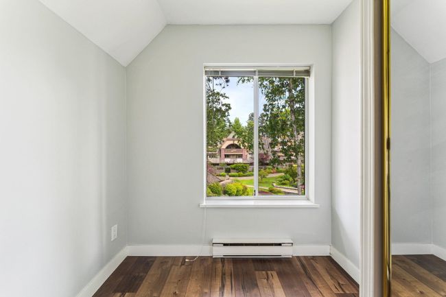 3969 Creekside Pl, Townhouse with 3 bedrooms, 2 bathrooms and 2 parking in Burnaby BC | Image 14
