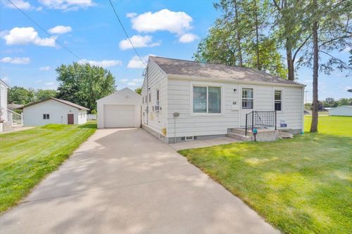 628 Packard St, Tomah, WI, 54660-1826 | Card Image