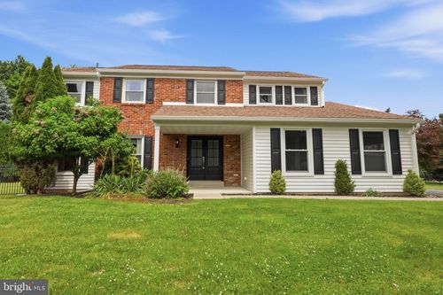1140 Charter Rd, WARMINSTER, PA, 18974-2319 | Card Image
