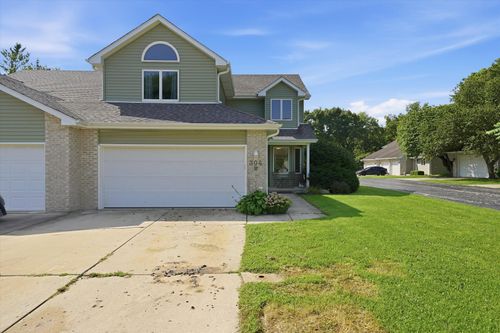 b-304 Grande Dr, Minooka, IL, 60447-9138 | Card Image