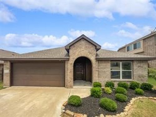 816 Oriel Cir, Crowley, TX, 76036-1399 | Card Image