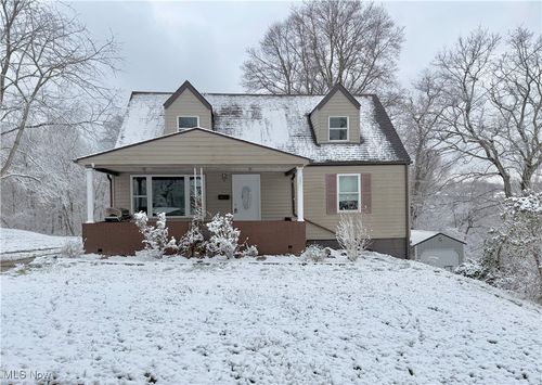 4040 Valleyview Avenue, Steubenville, OH, 43952 | Card Image