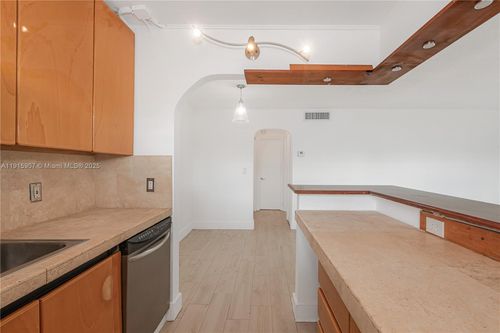 apt-504-631 Jefferson Ave, Miami Beach, FL, 33139-8557 | Card Image