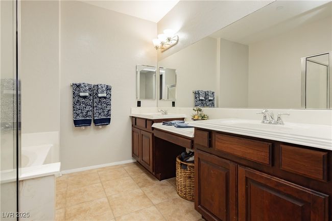 10091 Sand Key St, Townhouse with 3 bedrooms, 4 bathrooms and null parking in Las Vegas NV | Image 23