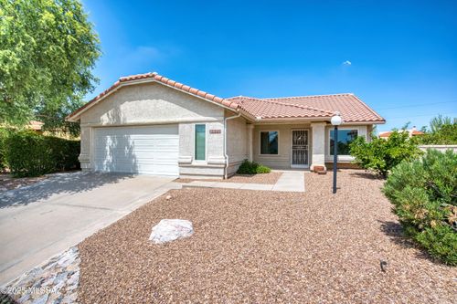2470 W Catalpa Rd, Tucson, AZ, 85742-9447 | Card Image