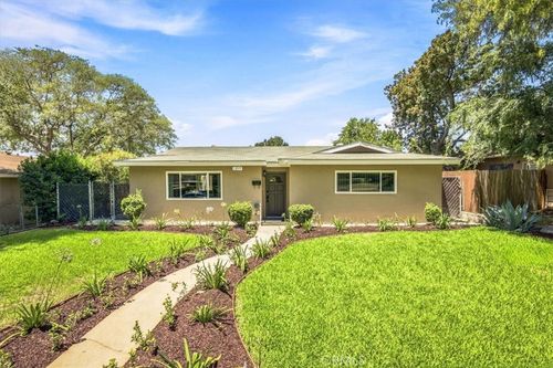 1317 5th, Upland, CA, 91786 | Card Image