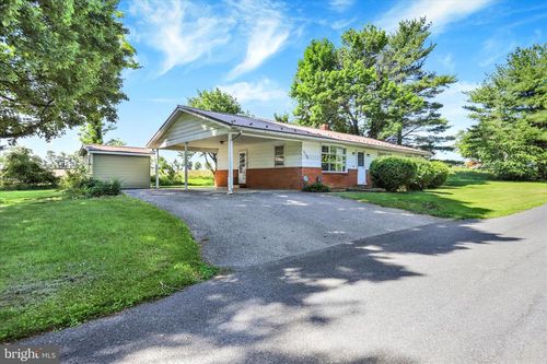 2796 Johnson Dr, CHAMBERSBURG, PA, 17201-8791 | Card Image