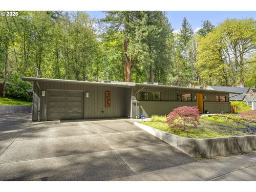 2825 Sw Fairview Blvd, Portland, OR, 97205 | Card Image