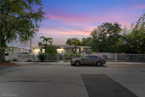 901 Sw 34th Ave, Miami, FL, 33135-4416 | Card Image