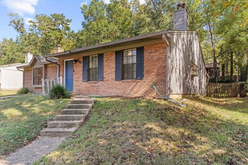 215 Whetherbine Way W, TALLAHASSEE, FL, 32301-8518 | Card Image