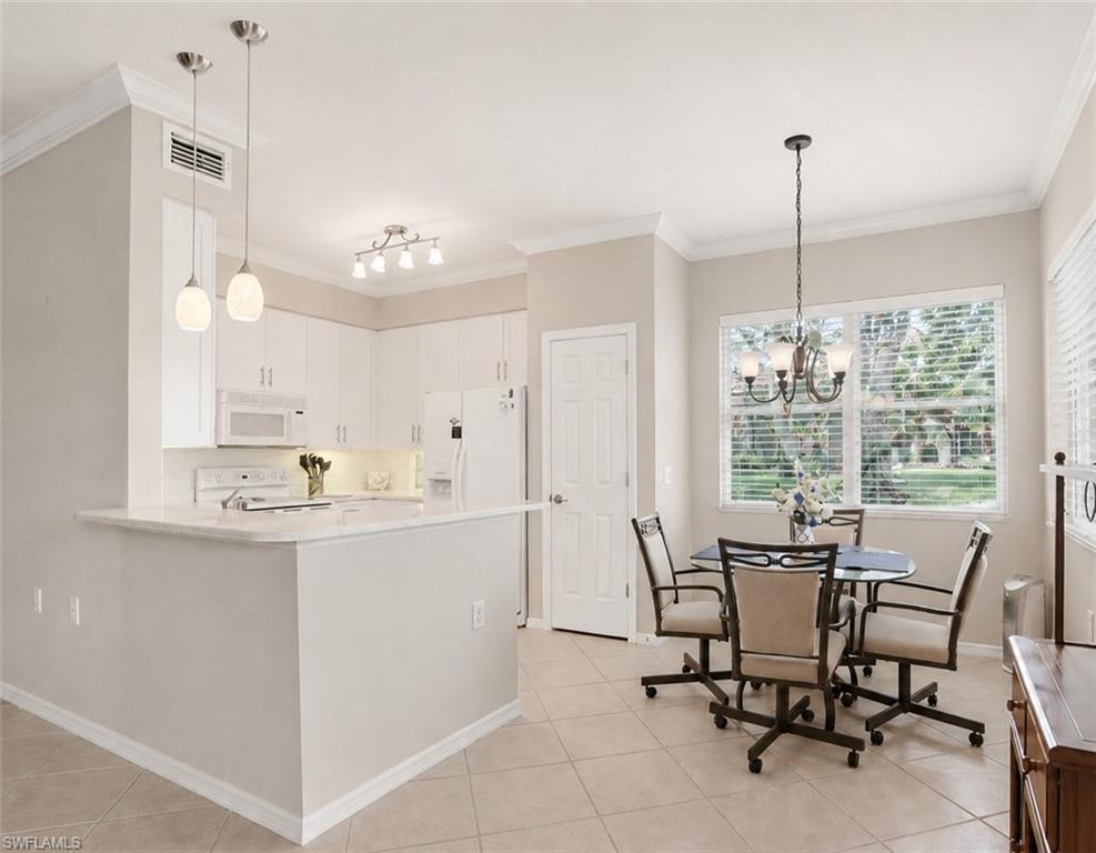 Residential in NAPLES 4