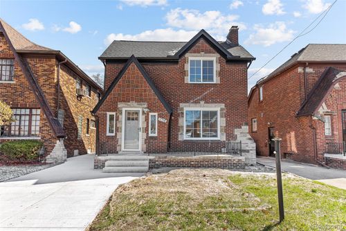 17554 Wisconsin St, Detroit, MI, 48221-2504 | Card Image