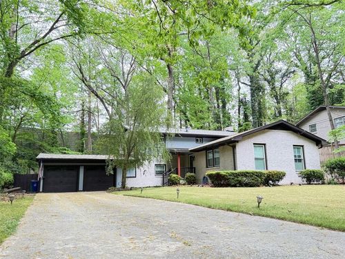 3629 Embry Cir, Chamblee, GA, 30341-4320 | Card Image