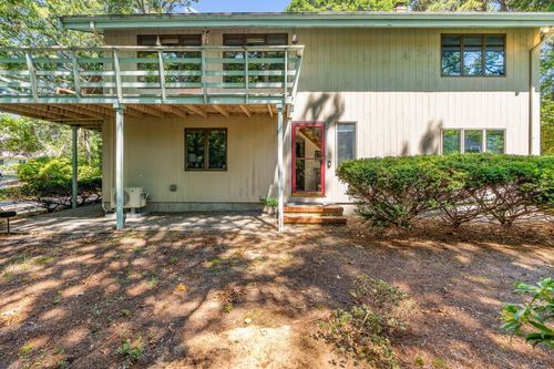 679 Poponessett Road, Barnstable, MA, 02630 | Card Image