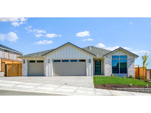 586 Nw Cascade Mountain Dr, Dallas, OR, 97338-9290 | Card Image