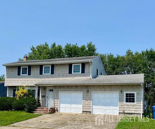 204 Marlin Dr, Fords, NJ, 08863-1515 | Card Image