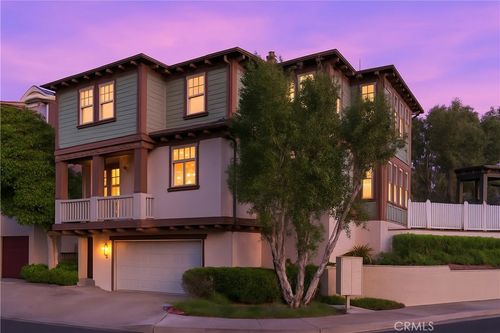 2548 Bungalow Pl, Corona Del Mar, CA, 92625-1526 | Card Image