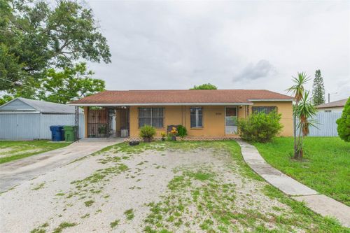 2703 W Saint Joseph Street, TAMPA, FL, 33607 | Card Image
