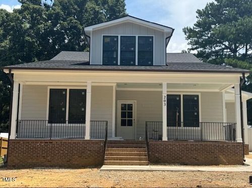 203 Baggett Ave, Raleigh, NC, 27604-2303 | Card Image