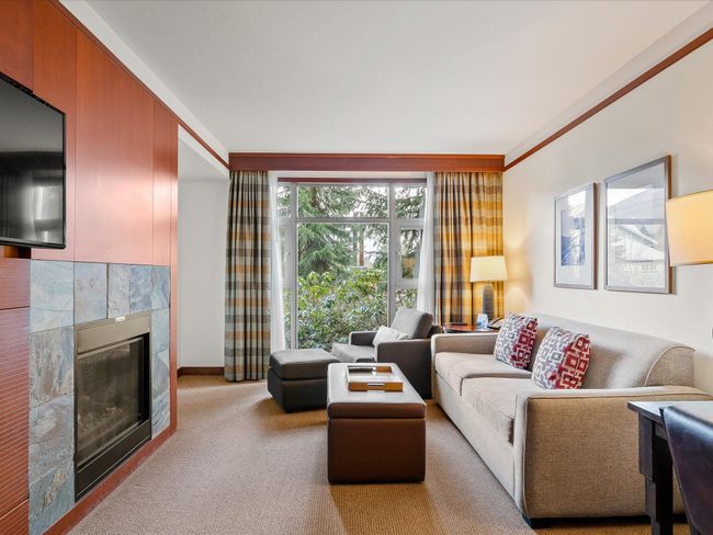 2206 - 4299 Blackcomb Way, Condo with 1 bedrooms, 1 bathrooms and 1 parking in Whistler BC | Image 3