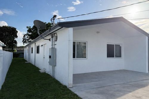 2-2180 Nw 59th St, Miami, FL, 33142-7821 | Card Image