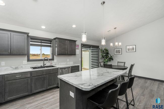 4702 34th St N, House other with 3 bedrooms, 2 bathrooms and null parking in Sioux Falls SD | Image 8