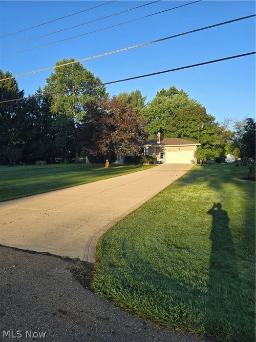 2894 Rich Rd, Norton, OH, 44203-5341 | Card Image
