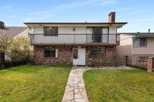 3481 Dieppe Dr, Vancouver, BC, V5M4C8 | Card Image