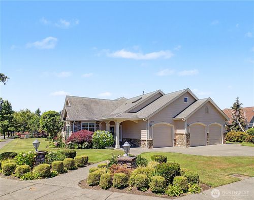 2635 Perry Ct, Enumclaw, WA, 98022-2339 | Card Image