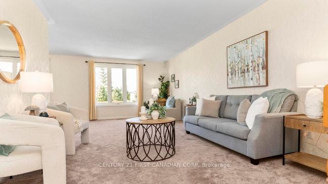 2344 Bentim Rd, House other with 3 bedrooms, 2 bathrooms and 4 parking in Mount Brydges ON | Image 8