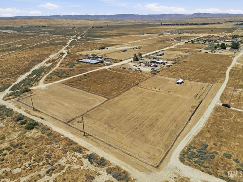 28189 Clydesdale Avenue, Taft, CA, 93268 | Card Image