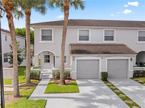 16864 Sw 1st Pl, Pembroke Pines, FL, 33027-1094 | Card Image