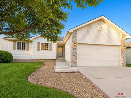 7130 Whitewater Ln, Lincoln, NE, 68521-9034 | Card Image