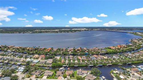 4007 4th Ave Ne, BRADENTON, FL, 34208-5401 | Card Image
