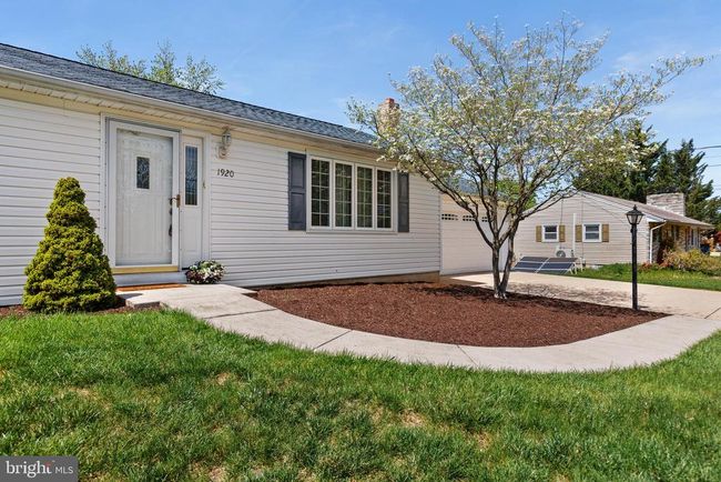 1920 Sterretts Gap Ave, House other with 3 bedrooms, 2 bathrooms and null parking in CARLISLE PA | Image 5