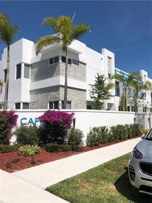 1629-1629 Ne 9th St, Fort Lauderdale, FL, 33304-4440 | Card Image