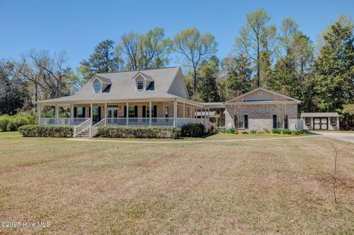 1008 Elm St, Lake Waccamaw, NC, 28450-2410 | Card Image