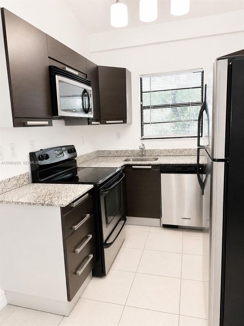 0-11219 Royal Palm Blvd, Coral Springs, FL, 33065-6869 | Card Image