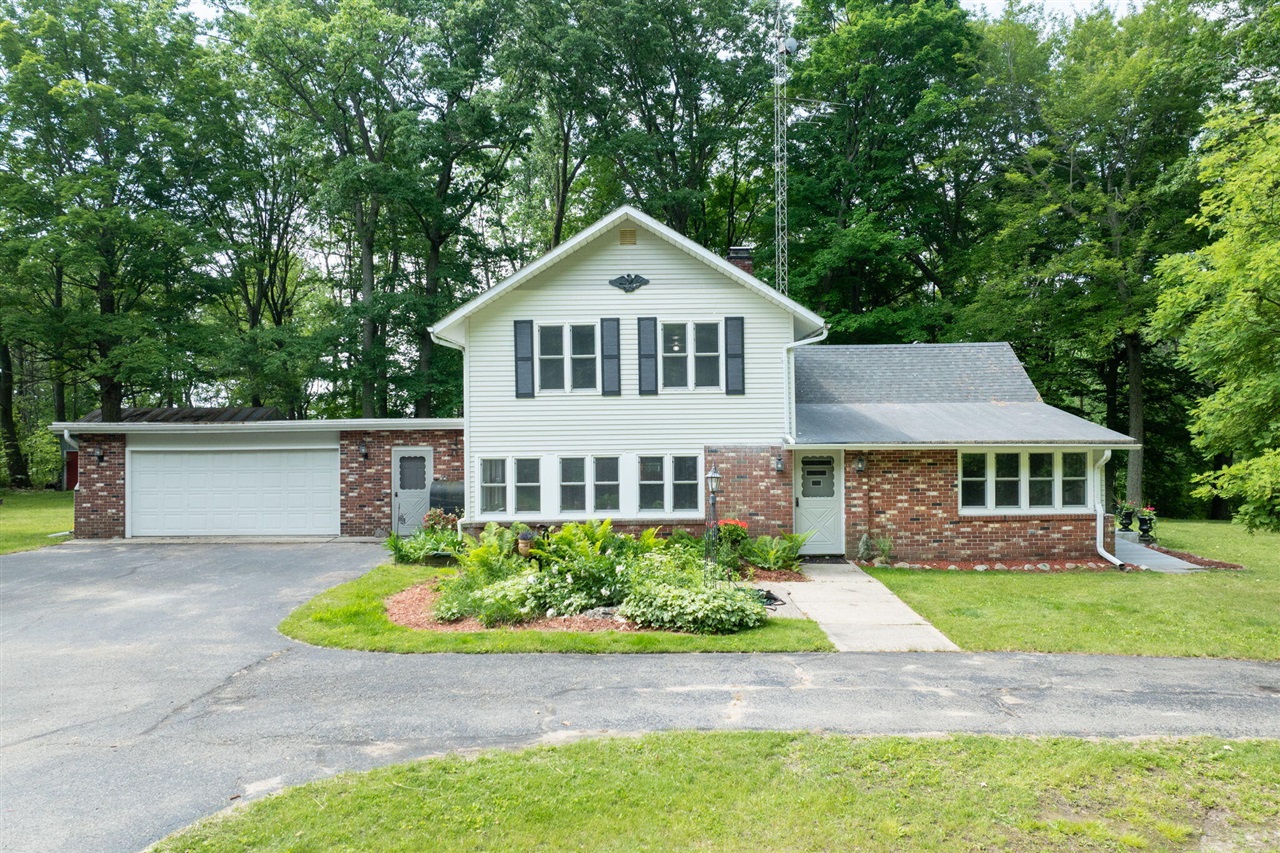 150th Ave, Big Rapids, MI 49307