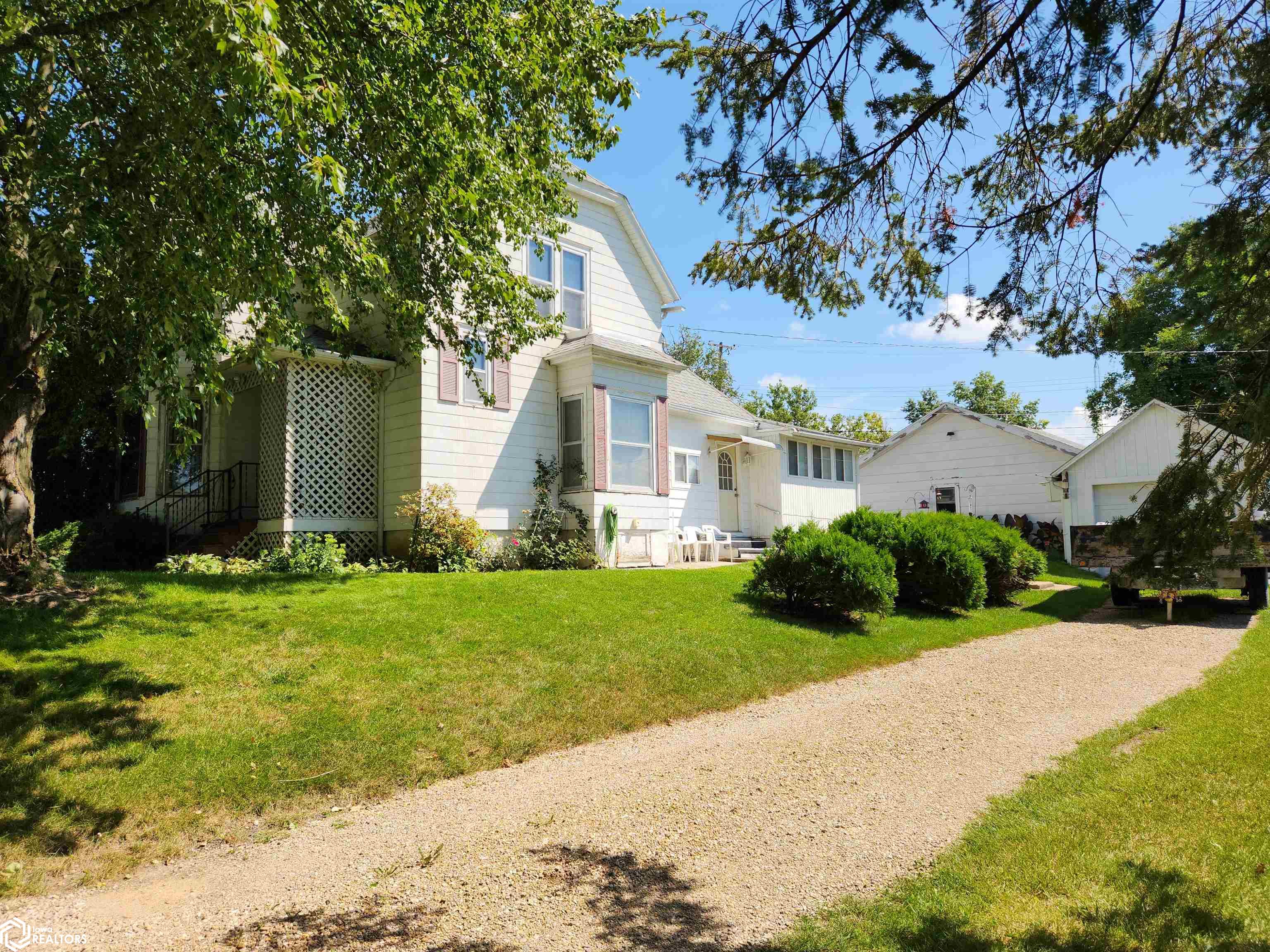 Park St, Tama, IA 52339