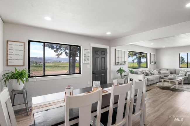 4 N 1050 E, House other with 3 bedrooms, 2 bathrooms and null parking in Declo ID | Image 8