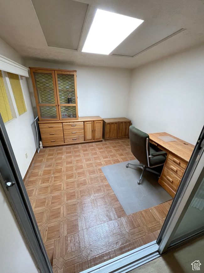 884 E 5575 S, Condo with 2 bedrooms, 1 bathrooms and 2 parking in South Ogden UT | Image 13