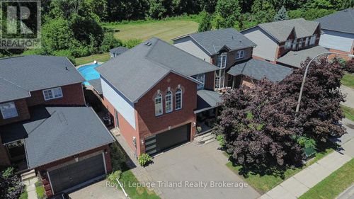 420 Haines St, Beeton, ON, L0G1A0 | Card Image