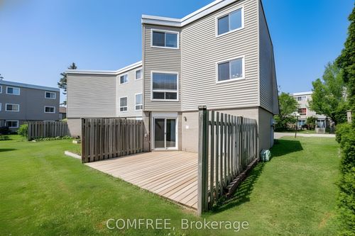 26-60 Elmsdale Dr, Kitchener, ON, N2E2G4 | Card Image