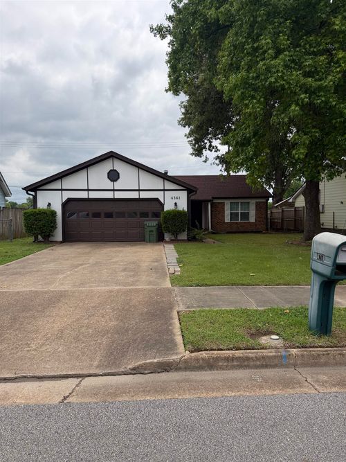 4361 Bennett Wood Dr, Millington, TN, 38053 | Card Image