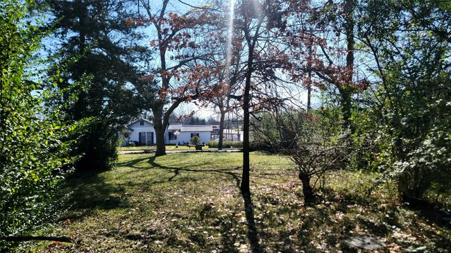 909 W Broadway St, House other with 4 bedrooms, 3 bathrooms and null parking in Clarksville TX | Image 23