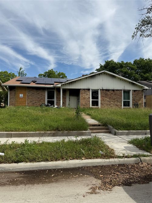 718 Edelweiss Drive, Grand Prairie, TX, 75052 | Card Image