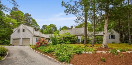 24 Indigo Ln, Osterville, MA, 02655-1557 | Card Image